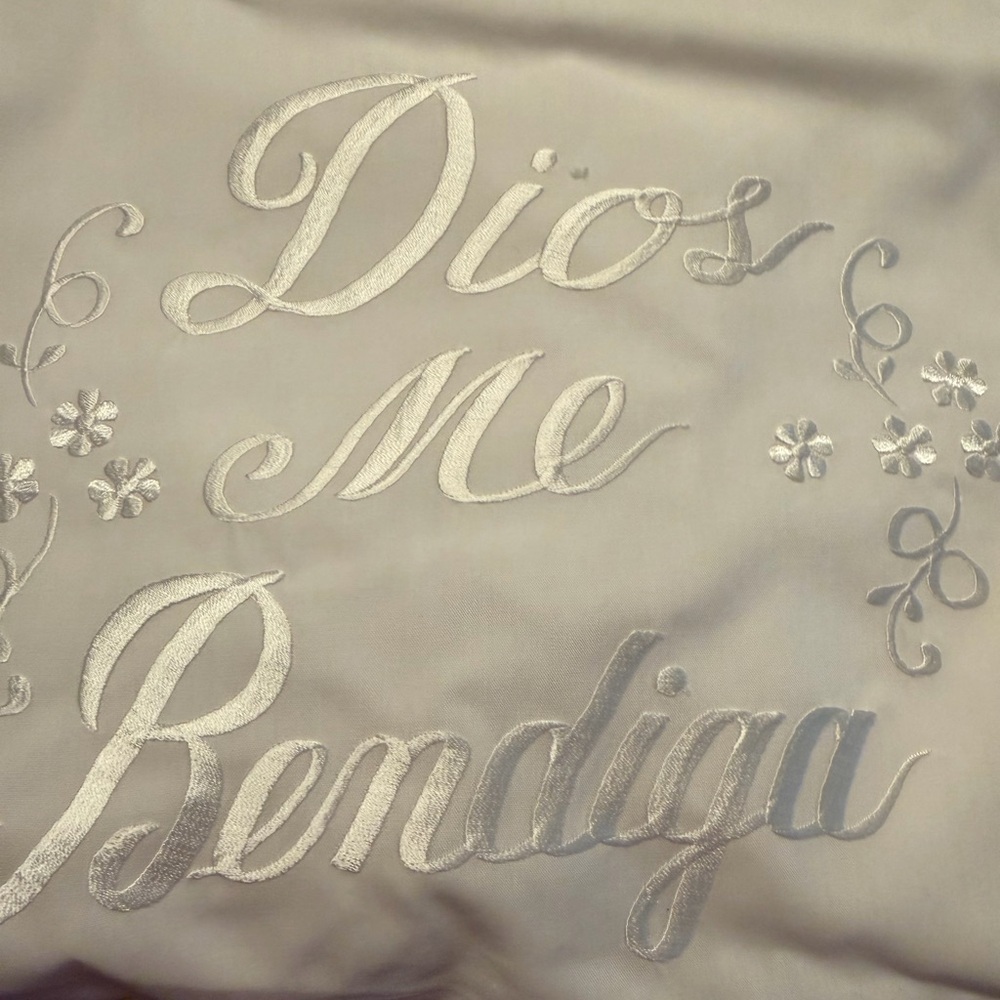Embroidered 'Dios Me Bendiga' White Decorative Baby’ Crib sheet and Pillowcases